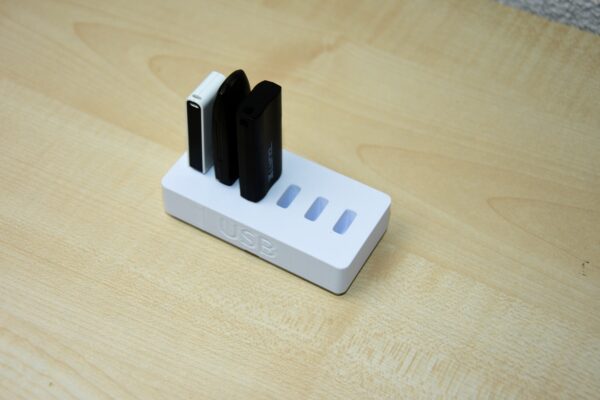 DSC_1039 (Neue Größe 1) Organizer für USB-Sticks (bis 5 Stück)