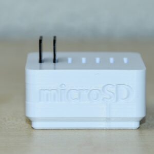 DSC_1054 (Neue Größe 1) microSD-Karten-Organizer (bis 7 microSD-Karten)