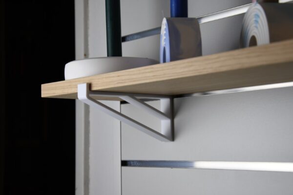 Regalträger für Lamellenwand – 15 cm Einlegebreite – weiß (2er-Set)